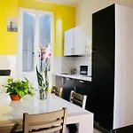Guest house 